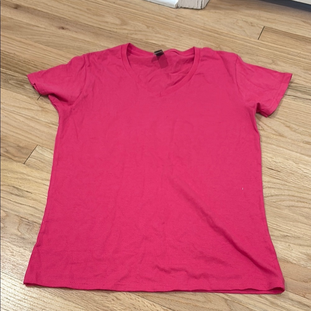 Gildan Bright Pink Women's Short Sleeve Tee